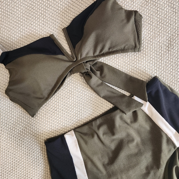 Bikini lot size M/L - Picture 8 of 12